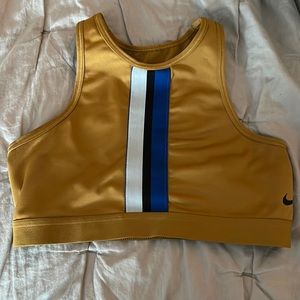 Nike sports bra S